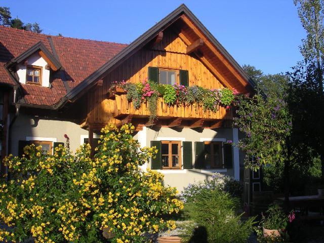 Winzerzimmer Pronegg vlg. Kristeindl, Austria