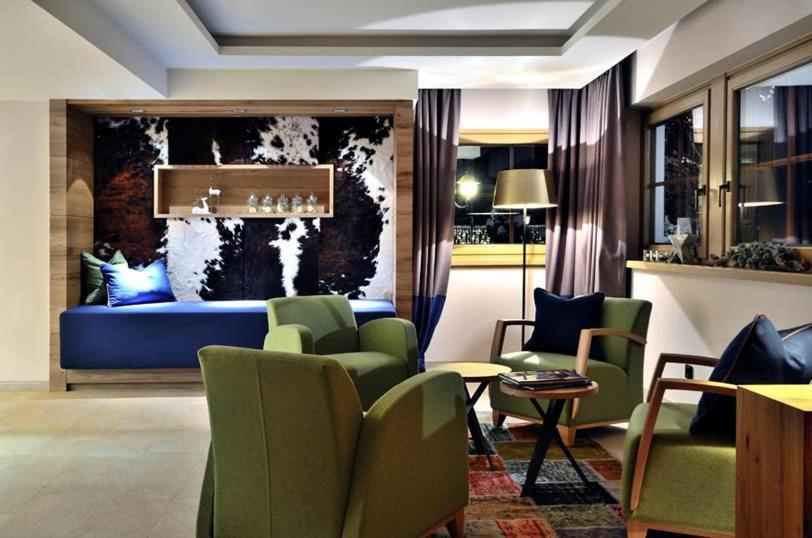 Hotel-Gasthof zur Schönen Aussicht, Sankt Johann in Tirol, Austria