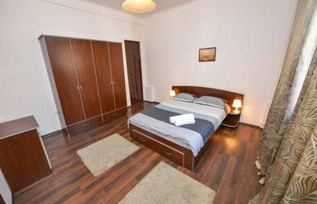 Adam and Eve Luxury Apartments - Shabbat Friendly, Bucharest, Romania