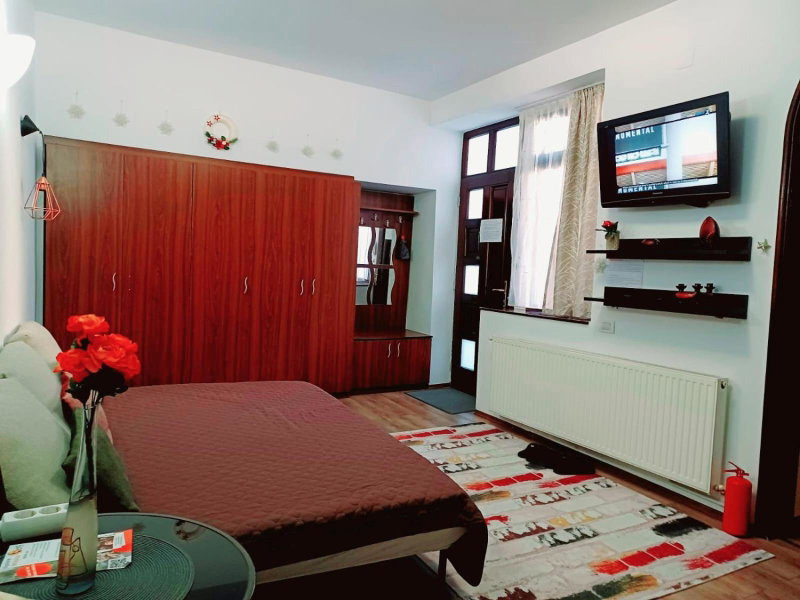 Lovely Central Apartment, Braşov, Romania