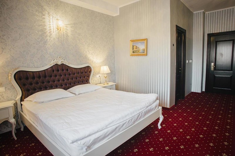 Hotel Capitol, Iaşi, Romania