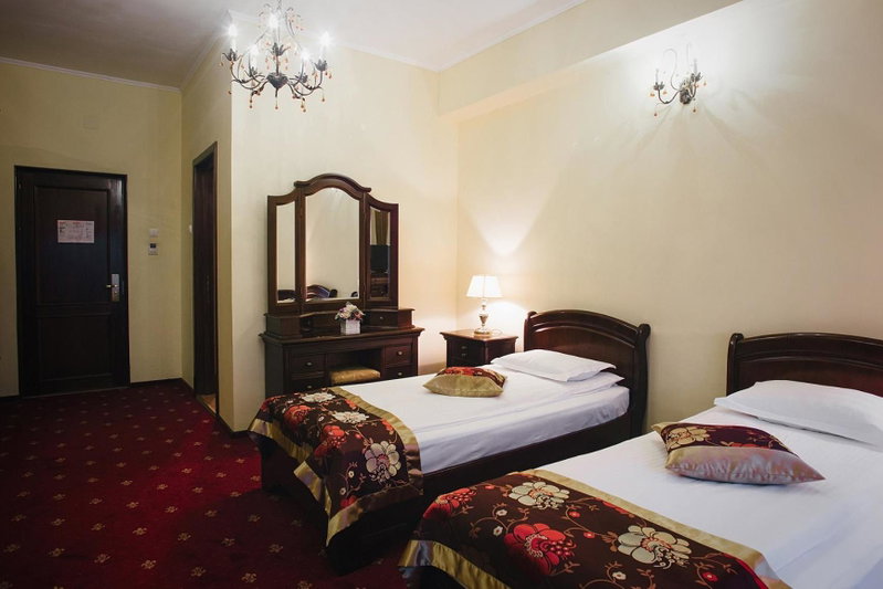 Hotel Capitol, Iaşi, Romania
