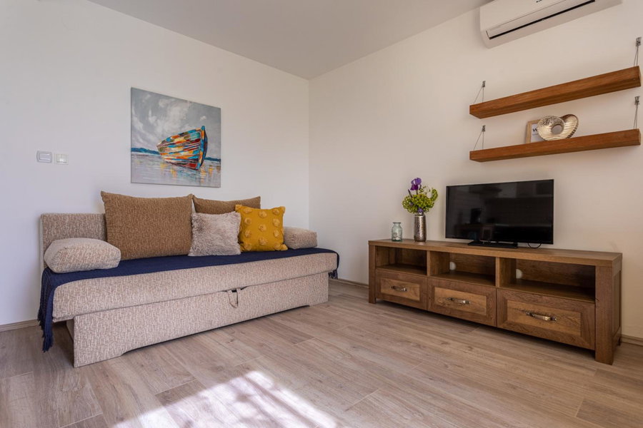 Apartment Magic Garden, Baška, Croatia