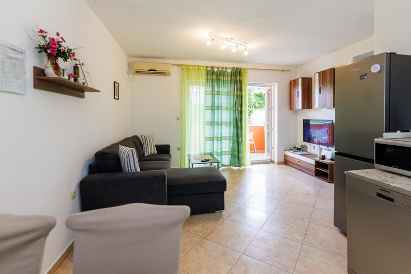 Apartments Stašić Katarina, Soline, Croatia