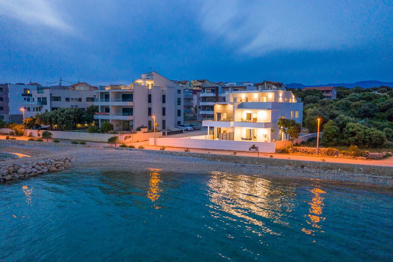 Villa Eni apartments 2, Mandre, Croatia