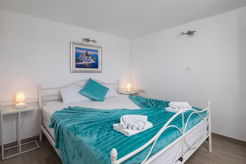 Vila Blanka Apartments, Rogoznica, Croatia