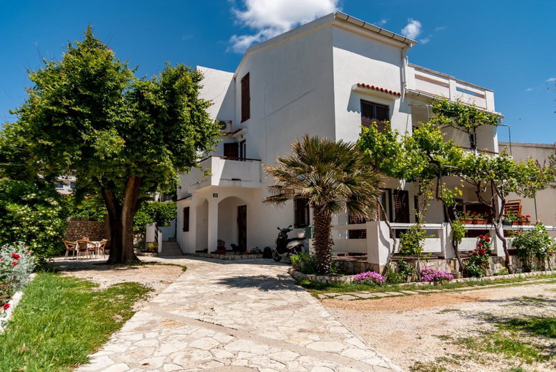 Apartments Nenad & Marija, Pag, Croatia