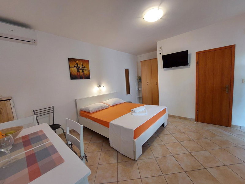 Apartments Nenad & Marija, Pag, Croatia