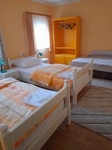 Apartman Peric, Ðakovo, Croatia