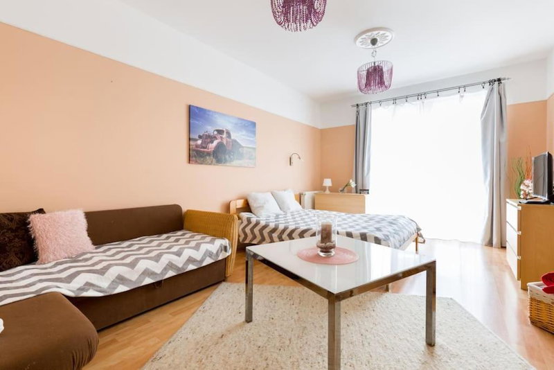 Acacia city center apartment, Budapest, Hungary