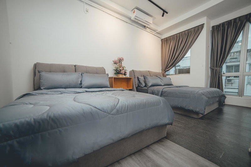 Modern Luxury Shoplot Style Sutera 3BR 10pax by Our Stay, Skudai, Malaysia