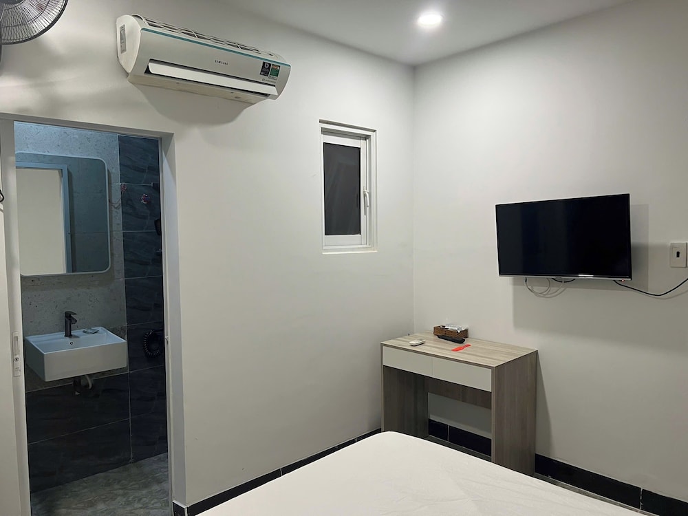 Hotel · Hilary Hotel -Sư Van Hanh Q10, Ho Chi Minh City