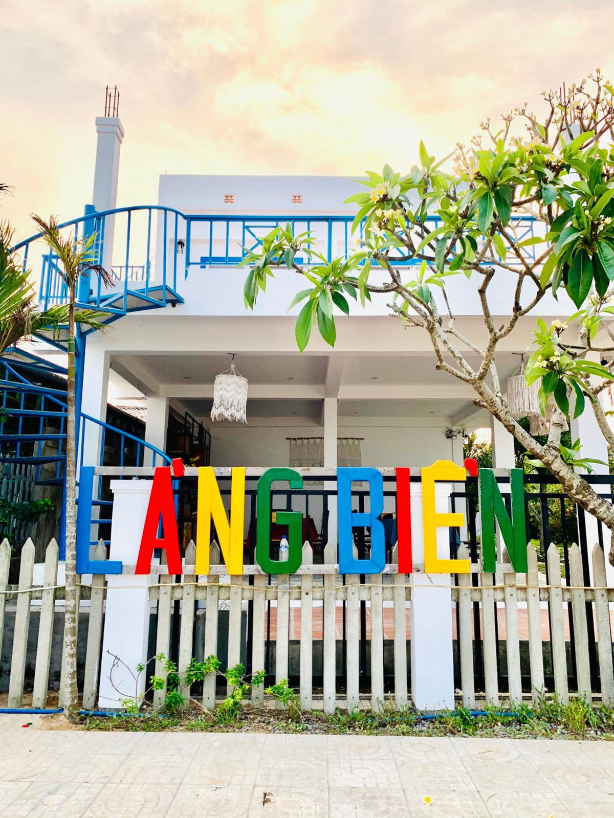 Làng biển Homestay, Vietnam