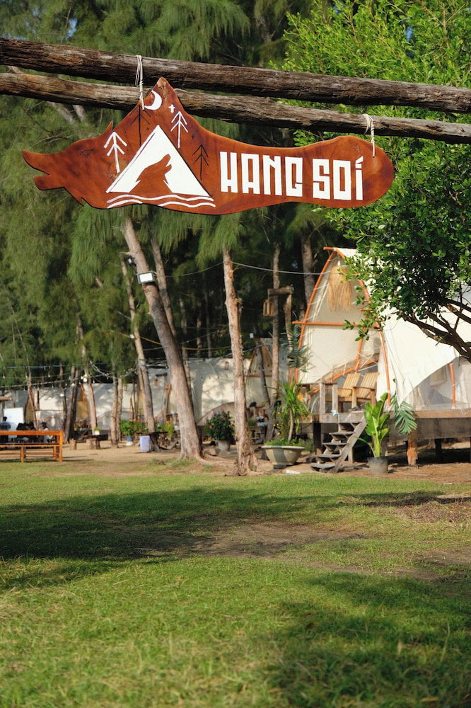 Hang Sói Glamping, Vietnam