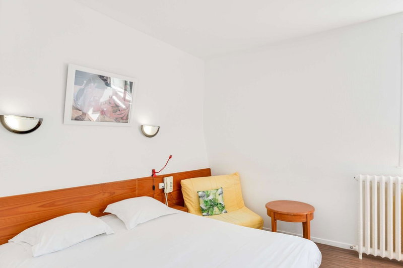 Brit Hotel Notre Dame, Valenciennes, France