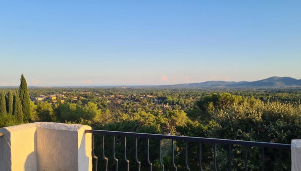 Corniche du Paradis, Roquebrune-sur-Argens, France