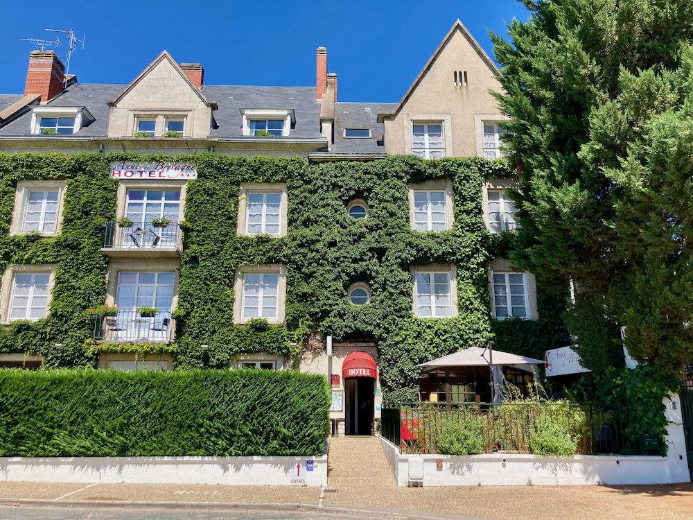 Hôtel Anne De Bretagne Blois, France