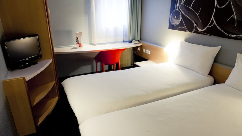 ibis Lyon Nord, Dardilly, France