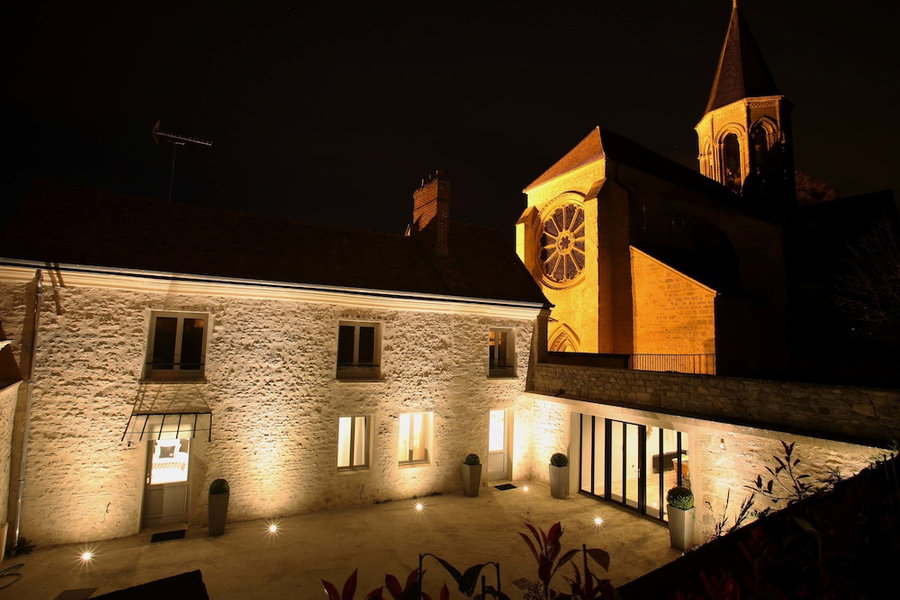 Le Presbytère de Thiverval, Thiveral-Grignon, France