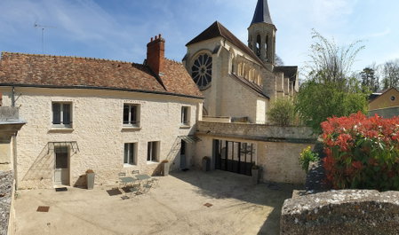 Le Presbytère de Thiverval, Thiveral-Grignon, France