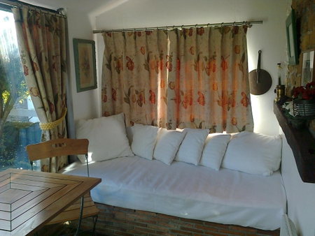Giverny Cottage, Saint-Coulomb, France