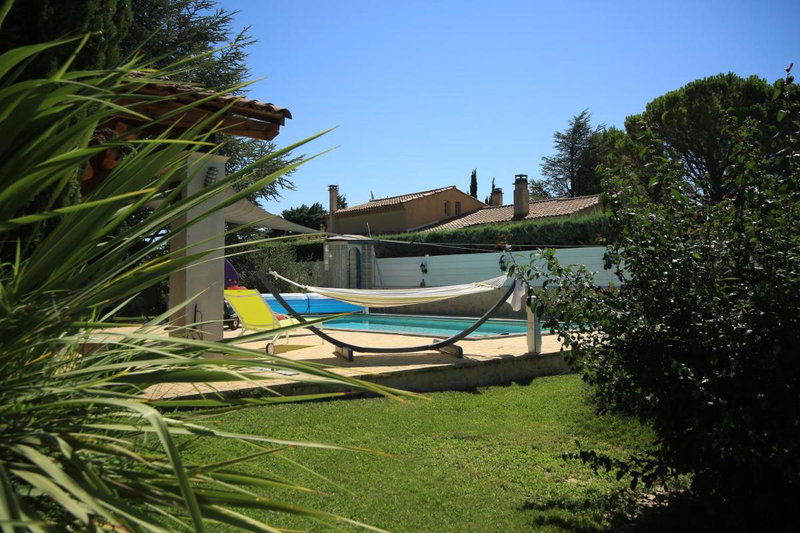 Chalet Mont Ventoux et Chalet VIP, Camaret-sur-Aigues, France