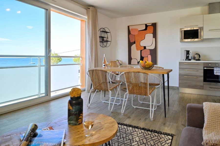 Residence Des Îles, LʼÎle-Rousse, France