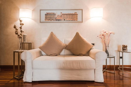 Teichnersuite, Rome, Italy