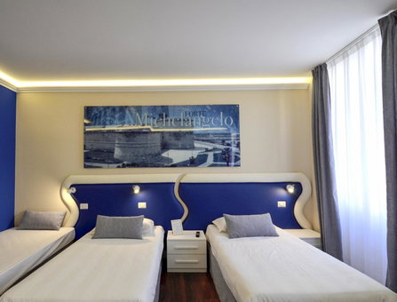 7 Bell's House, Civitavecchia, Italy