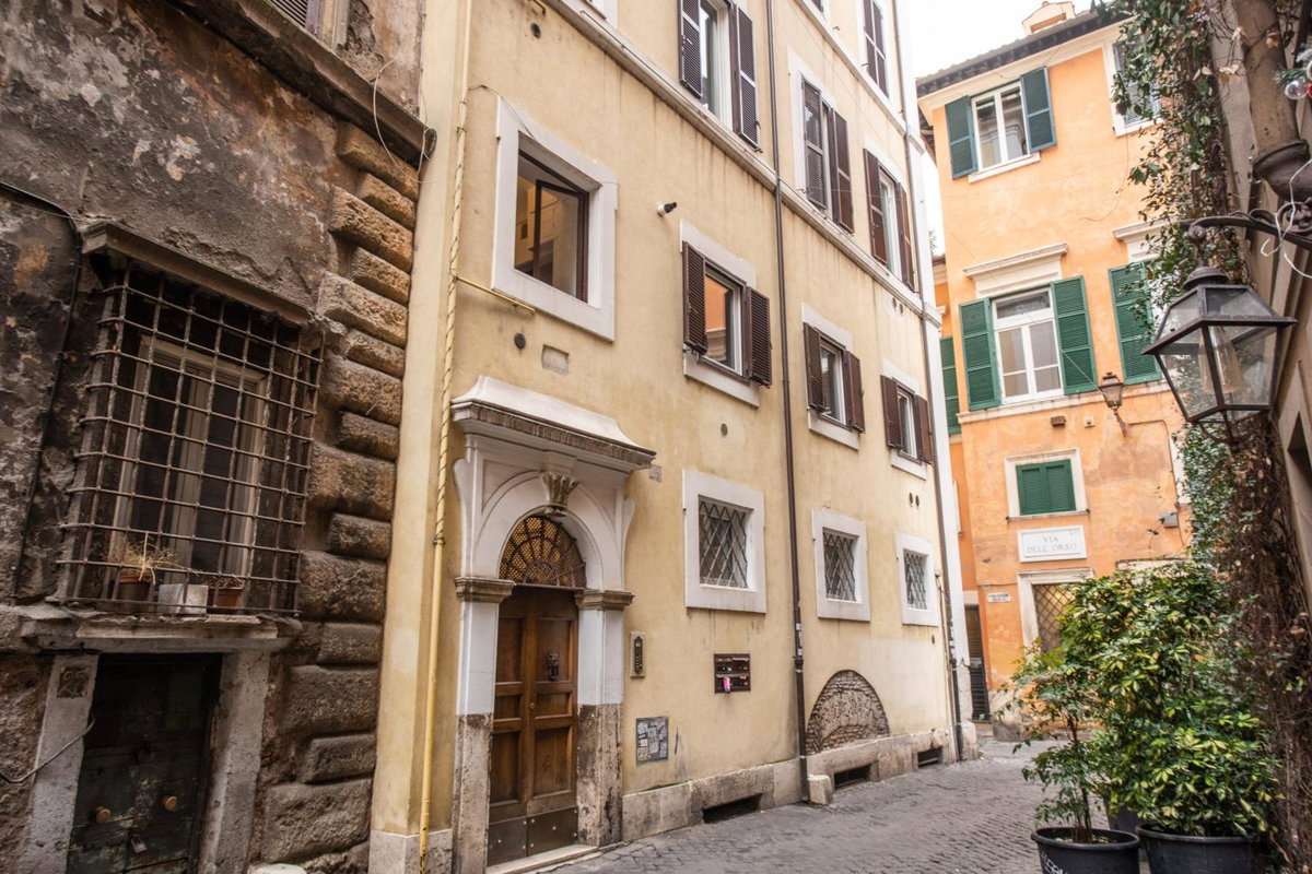 Hotel · Orange Suites, Rome