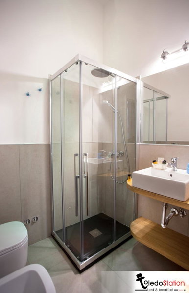 ToledoStation B&B, Naples, Italy