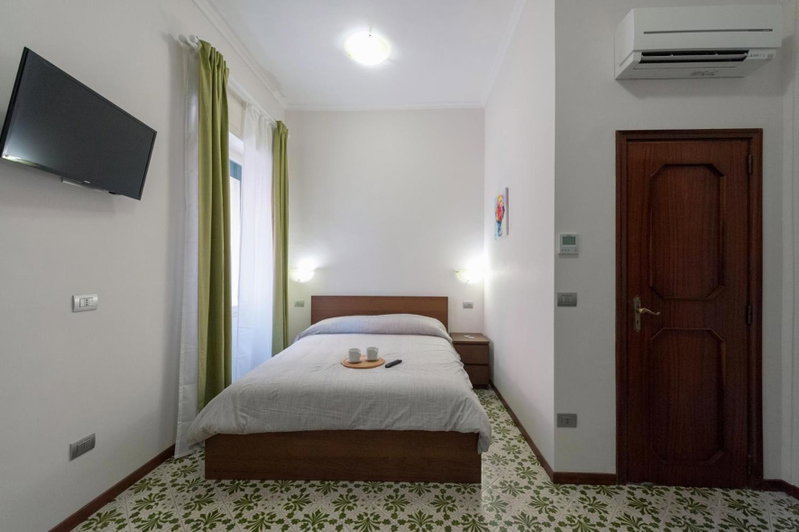 Bed & Breakfast Antonello, Salerno, Italy