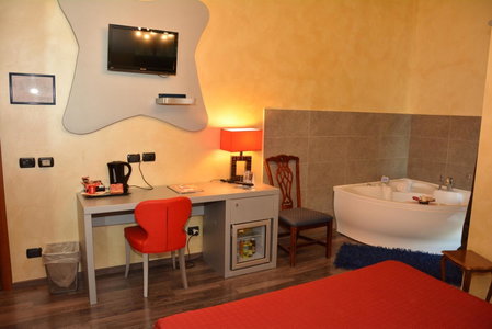 Hotel Villa Glicini, Pinerolo, Italy