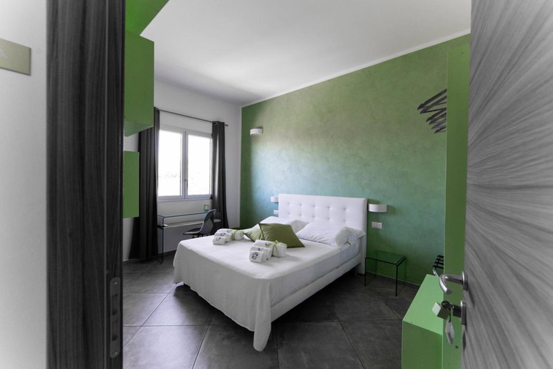5 elementi, Porto Empedocle, Italy