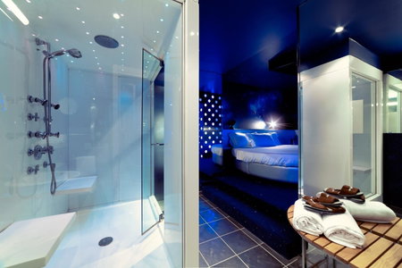Piranha Hotel e Motel, Cameriano, Italy