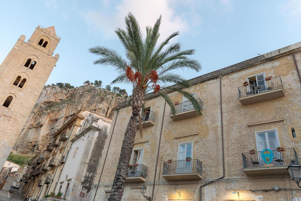 Palazzo Maria, Italy