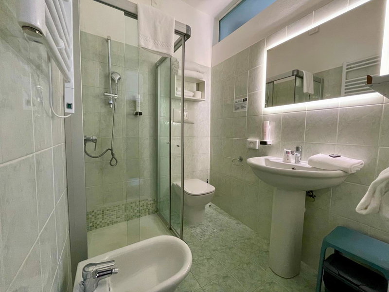 B City Hotel Bardolino, Bardolino, Italy