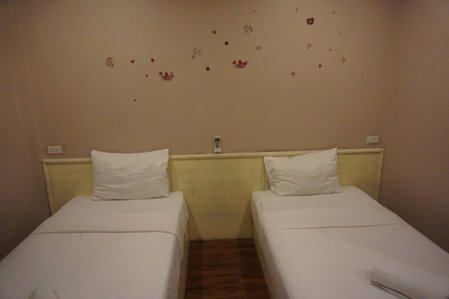 Queens Hotel, Chum Phae, Thailand