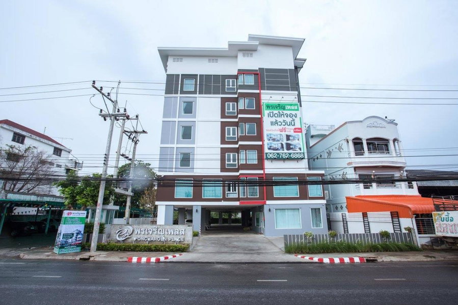 พรเจริญเพลส, Chachoengsao, Thailand