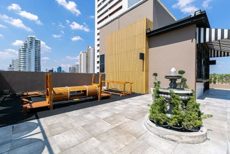 Your Private Oasis Stylish 2br With Spacious Living Room and Pool Access, Bangkok, Thailand
