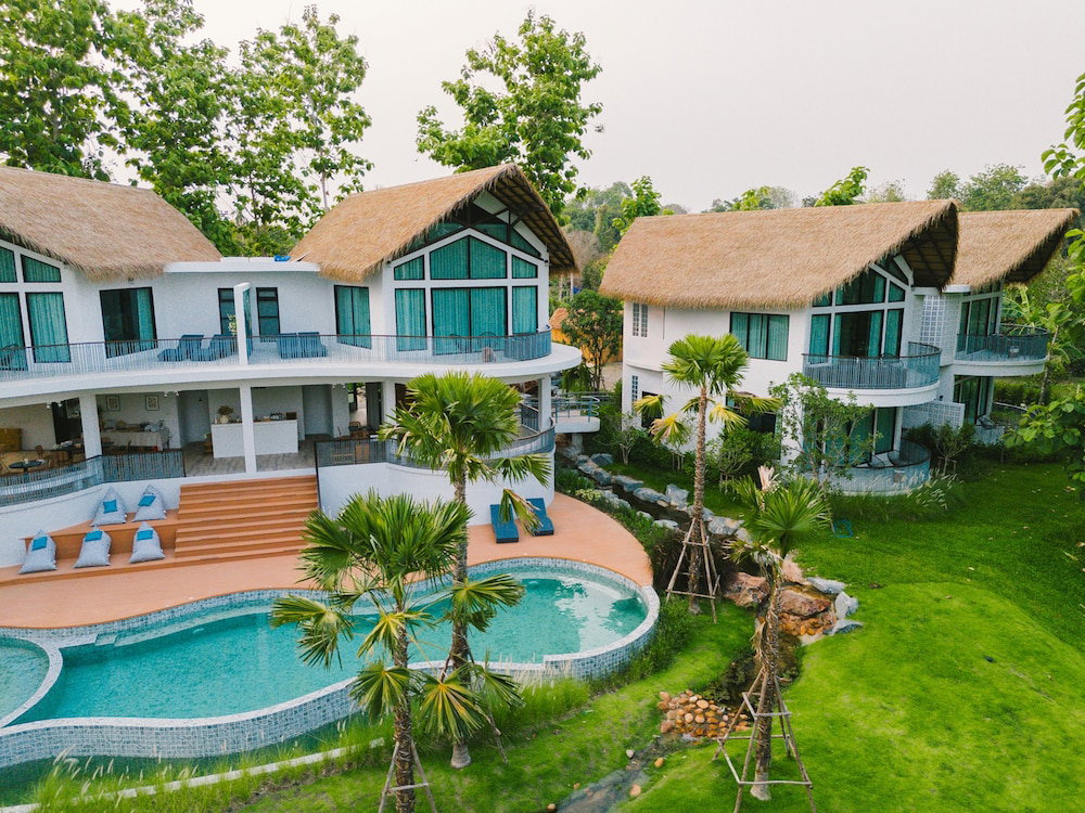 Hotel · Villa De Leaf River Kaeng Krachan, Kaeng Krachan