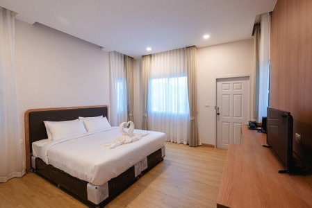 Yunoya Riverside Villa, Samut Songkhram, Thailand
