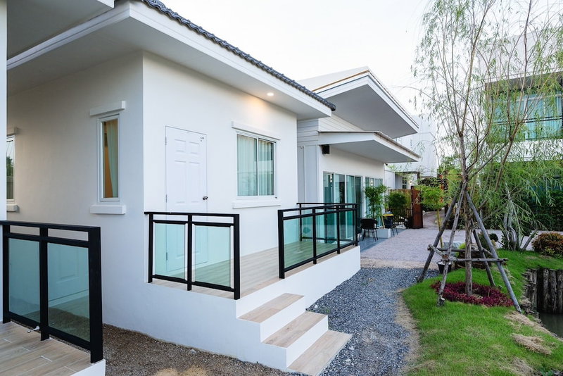 Yunoya Riverside Villa, Samut Songkhram, Thailand