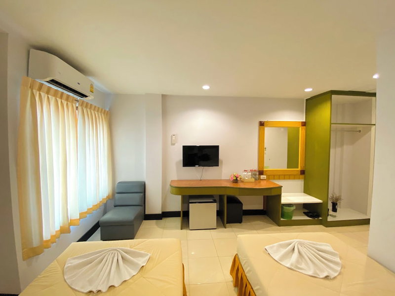 Polkadot Cafe&Hotel, Phitsanulok, Thailand