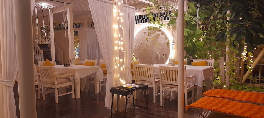 To The Moon Guesthouse, Chiang Mai, Thailand