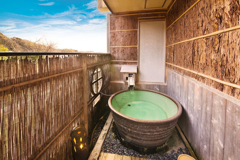 Yumoto Sakakibarakan, Tsu, Japan