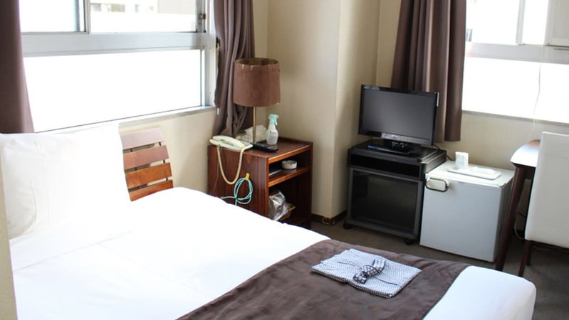 Hiroshima Peace Hotel - Hostel, Hiroshima, Japan