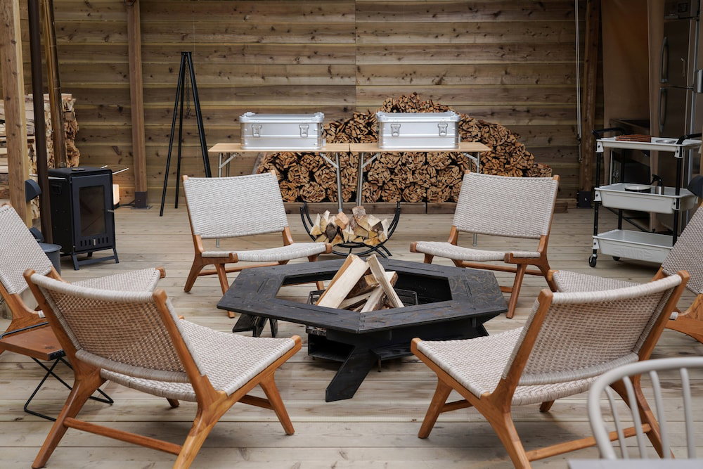 Hotel · The Base Glamping Yugawara, Yugawara