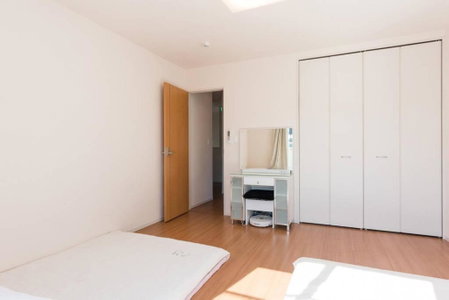 Hinode House, Funabashi, Japan