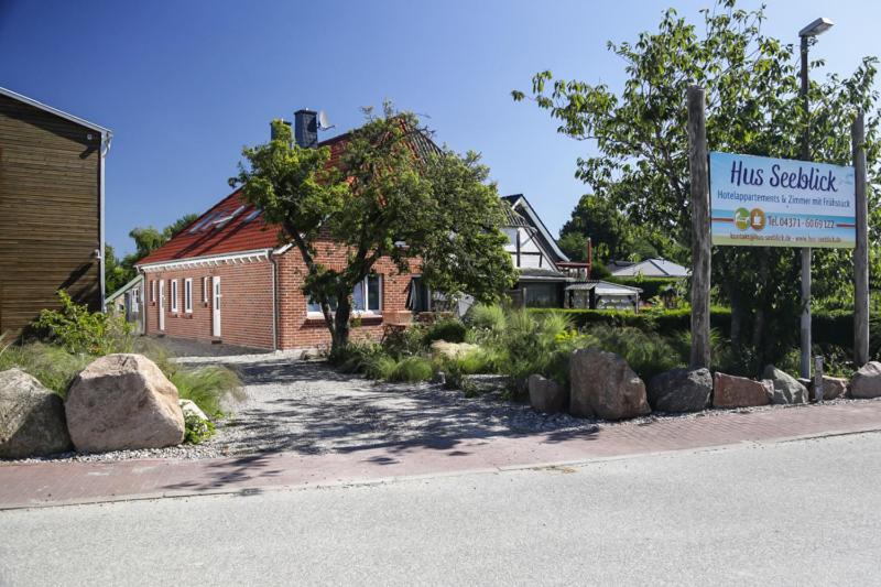 Hotel & Ferienunterkünfte Hus Seeblick, Germany
